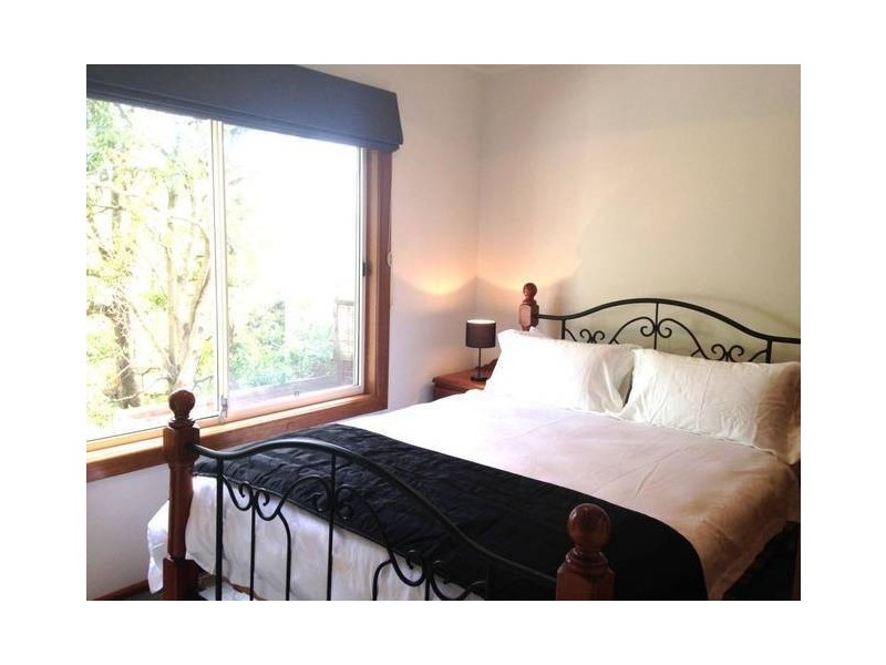 26 Burrell Street, Mccrae VIC 3938