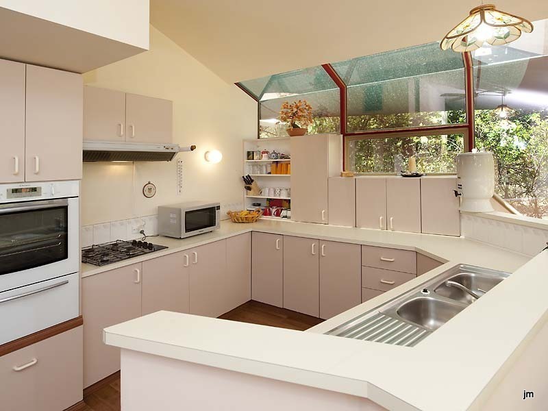 91 Mustang Road, Champion Lakes WA 6111