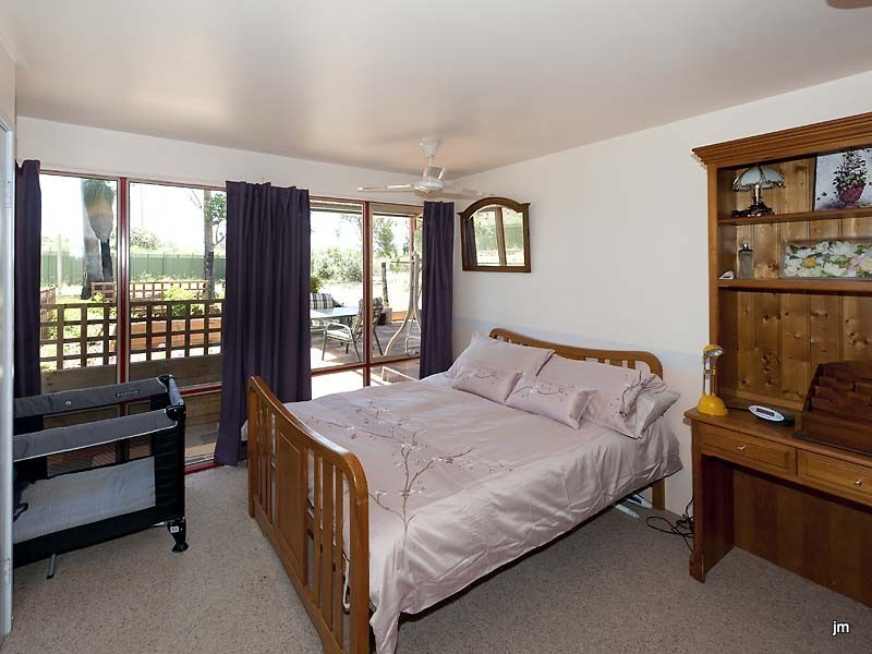 91 Mustang Road, Champion Lakes WA 6111