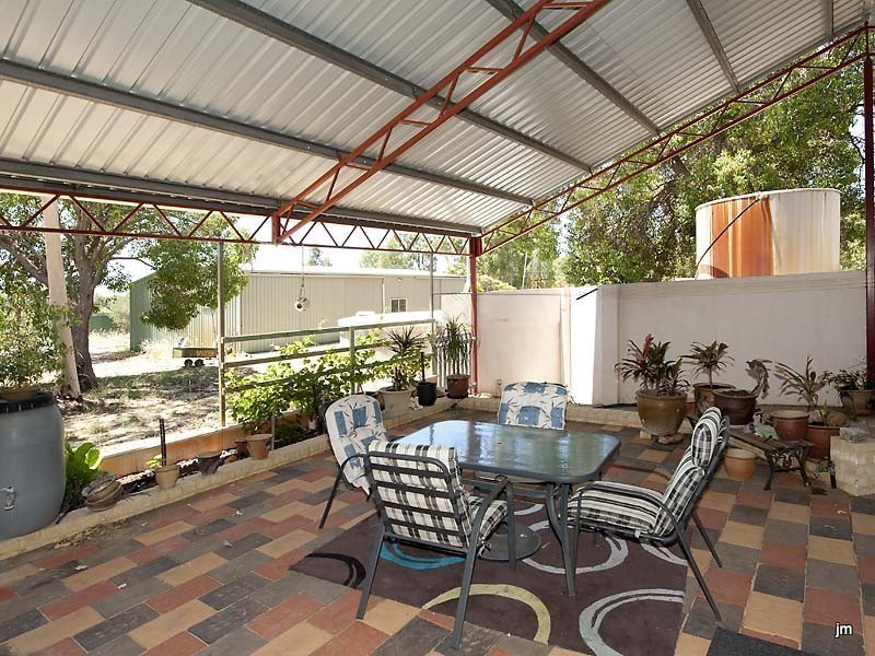 91 Mustang Road, Champion Lakes WA 6111