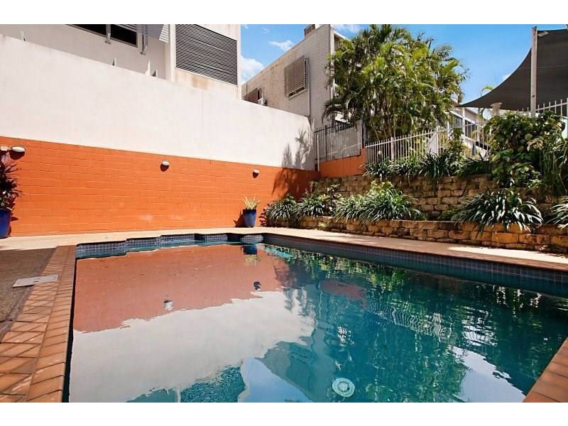 28/24 Harry Chan Avenue, Darwin NT 0800