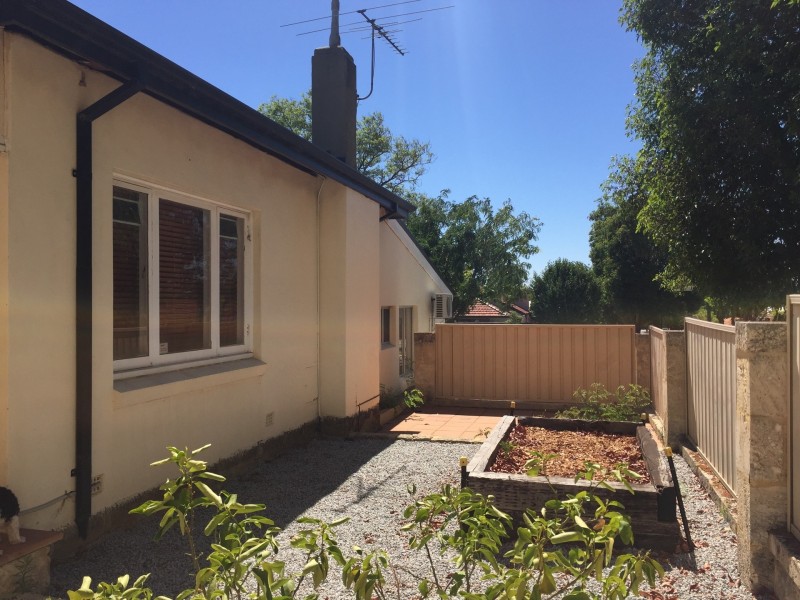 59 Clydesdale Street, Como WA 6152