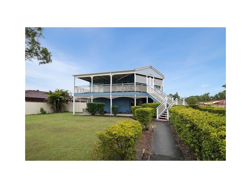 23 Greenways Esplanade, Parkinson QLD 4115