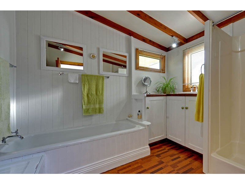 2  Archers Rd, Franklin TAS 7113