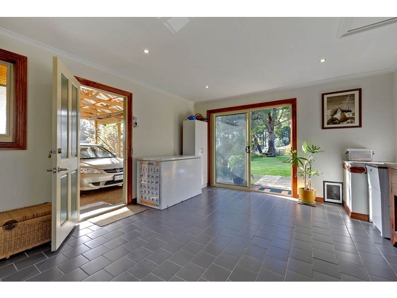2  Archers Rd, Franklin TAS 7113