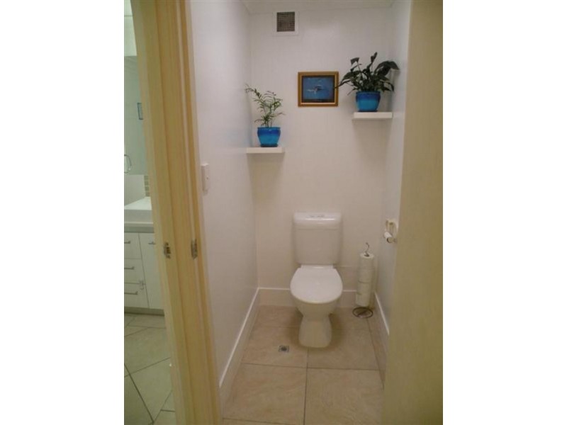 9/22 Whiting St, Labrador QLD 4215