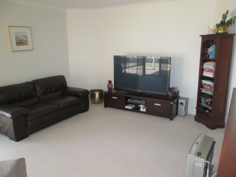 69 Castlegate Way, Woodvale WA 6026