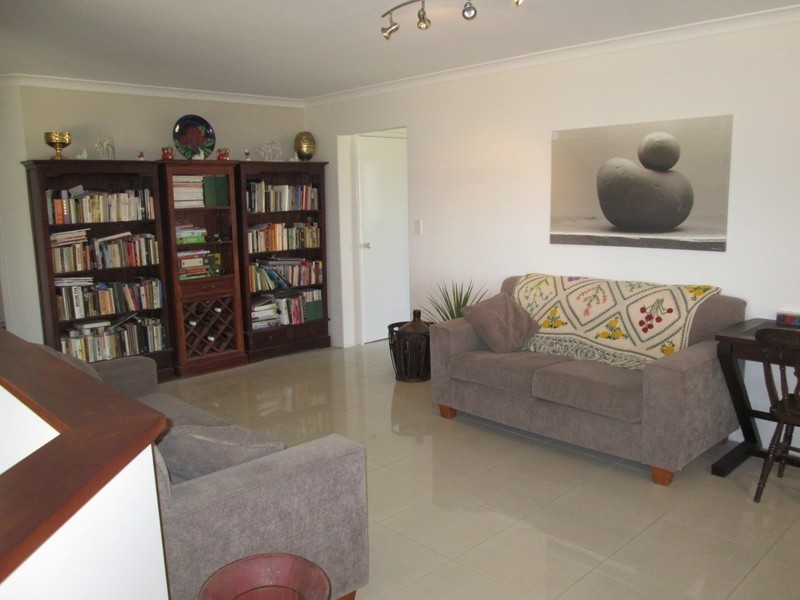 69 Castlegate Way, Woodvale WA 6026