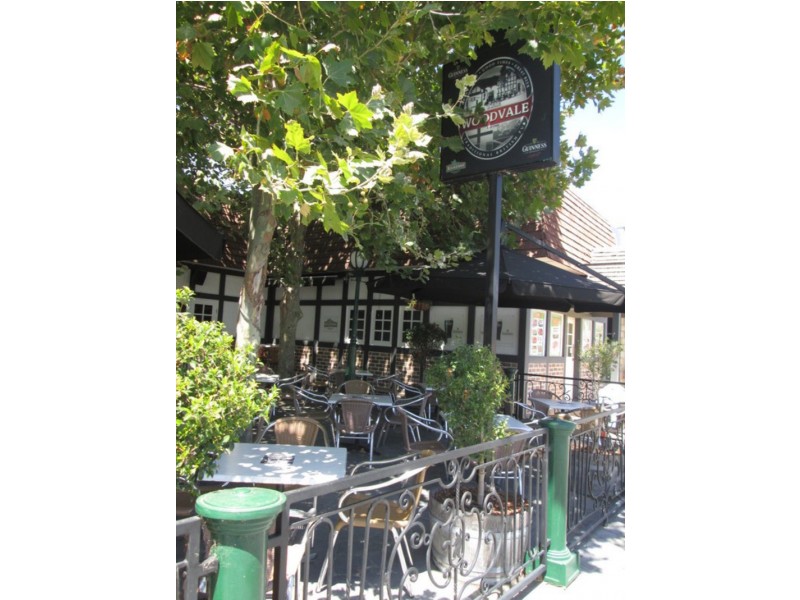 69 Castlegate Way, Woodvale WA 6026