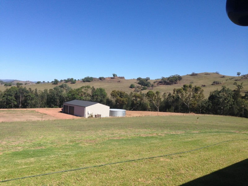 8 Lighthorse Parade, Glenbawn NSW 2337