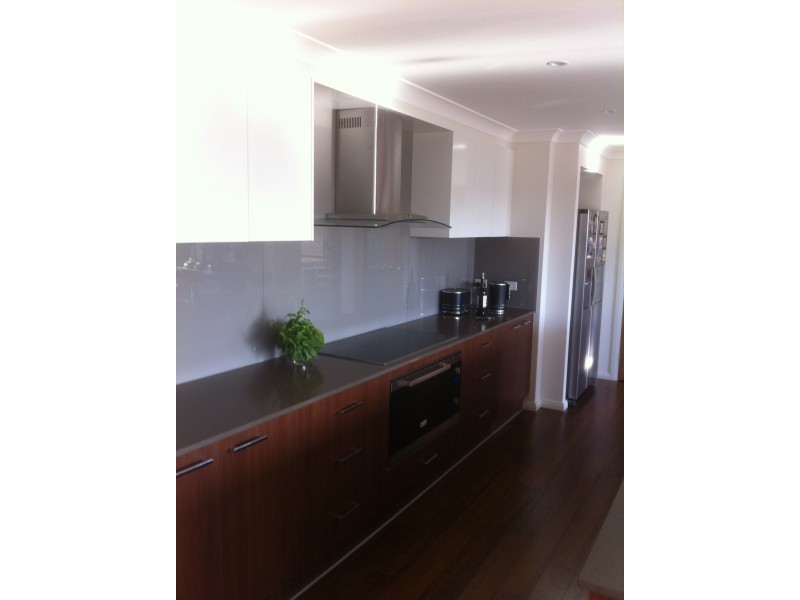 8 Lighthorse Parade, Glenbawn NSW 2337