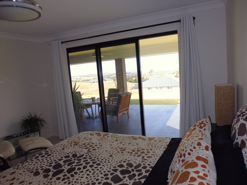 8 Lighthorse Parade, Glenbawn NSW 2337