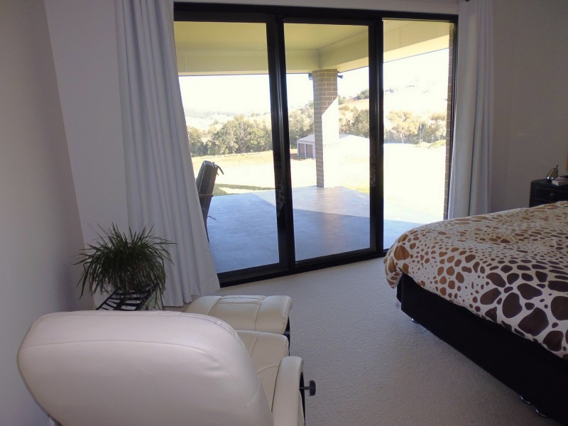 8 Lighthorse Parade, Glenbawn NSW 2337