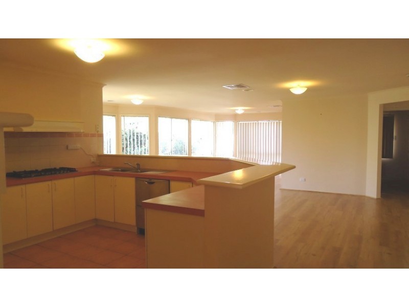 18 Carnaby Close, Hoppers Crossing VIC 3029