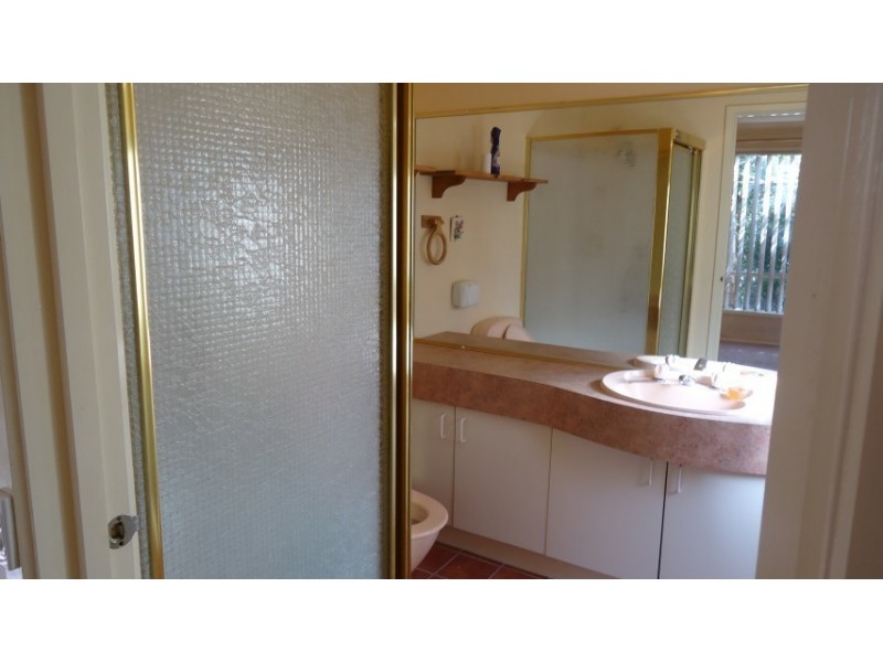 18 Carnaby Close, Hoppers Crossing VIC 3029