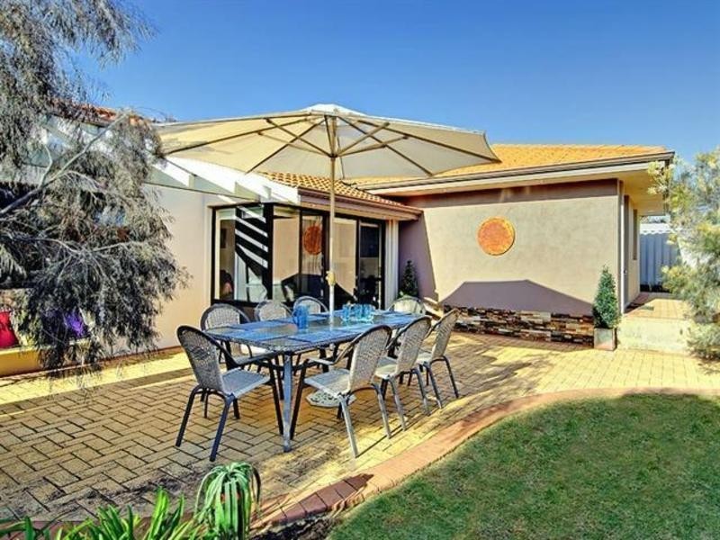 6 Paragon Rise, Currambine WA 6028