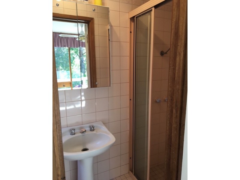 38 Jackson Road, Kalamunda WA 6076