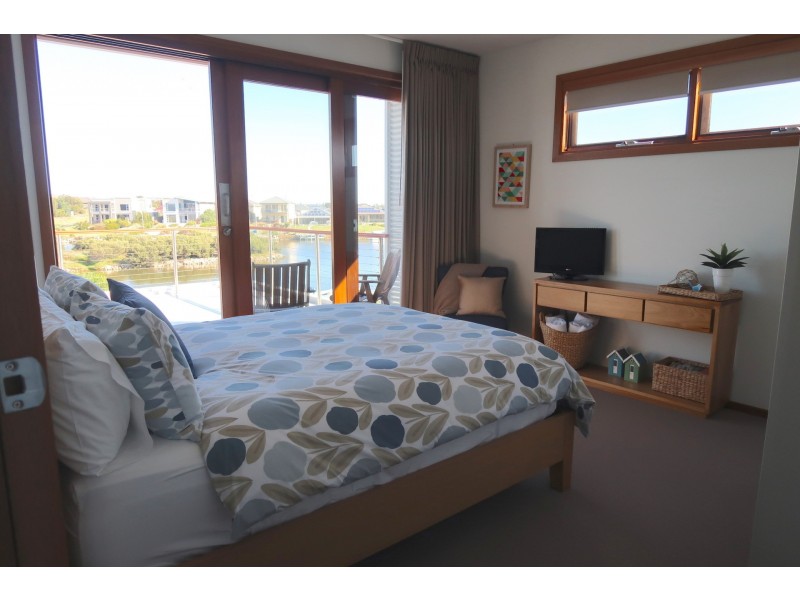 9 Britannia Parade, Hindmarsh Island SA 5214