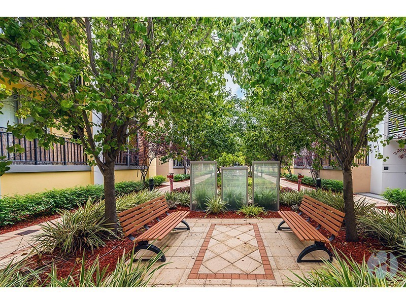 13/134 Aberdeen Street, Northbridge WA 6003