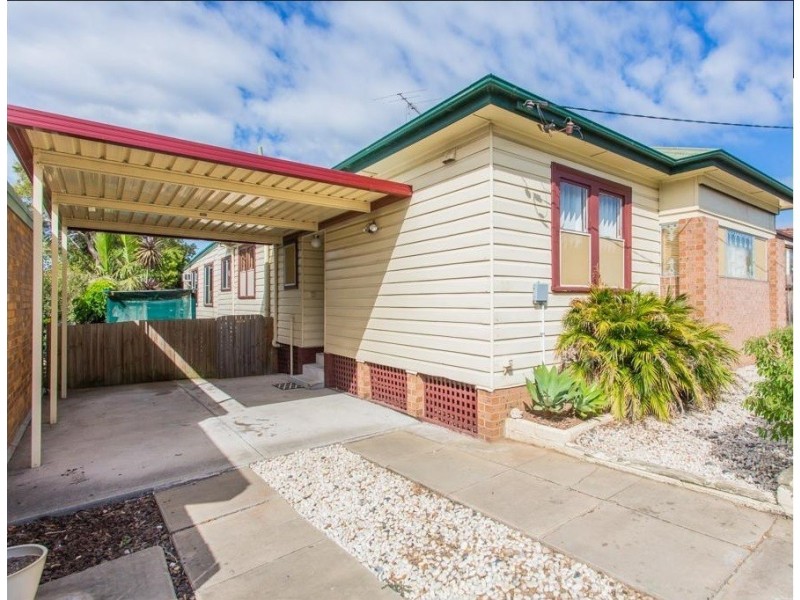 33 Morris Street, Mayfield West NSW 2304