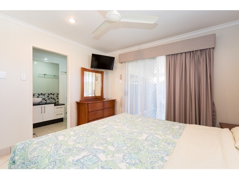 1 Abel Tasman Court, Rural View QLD 4740