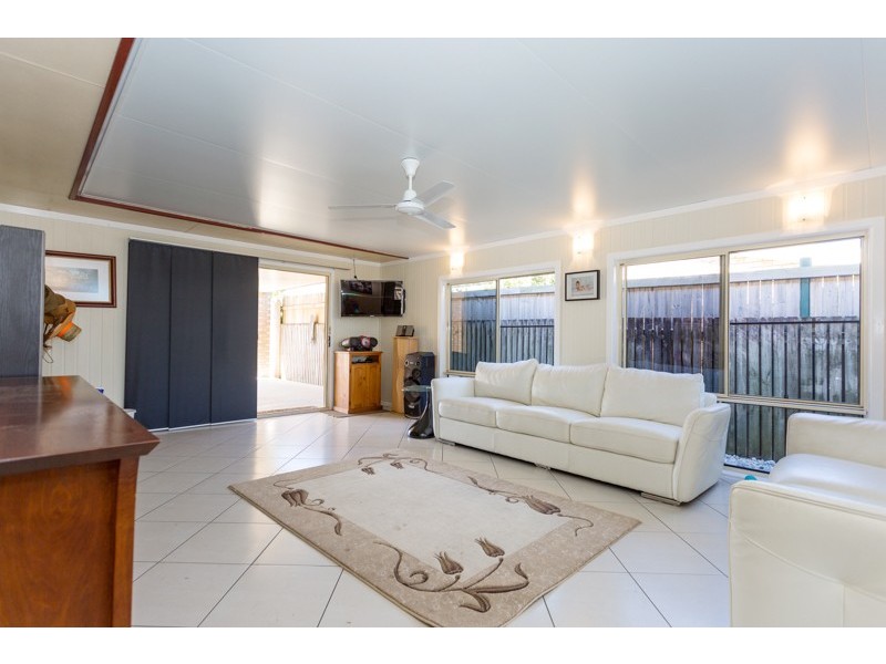1 Abel Tasman Court, Rural View QLD 4740