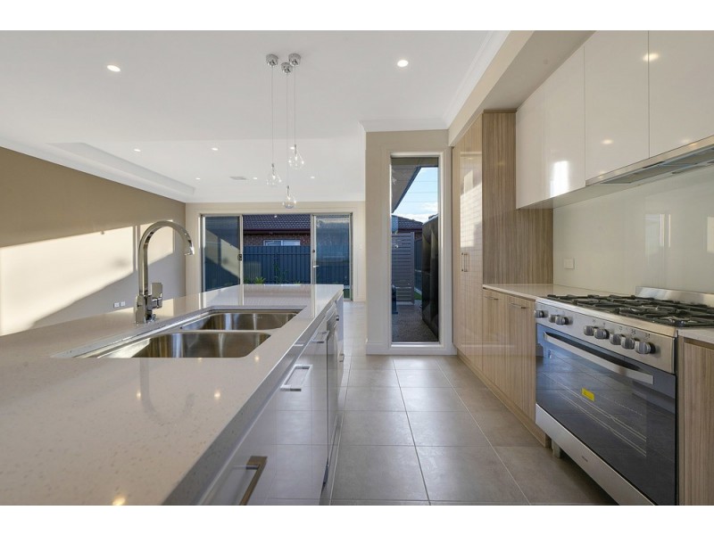 12 Marelle Place, Fulham Gardens SA 5024