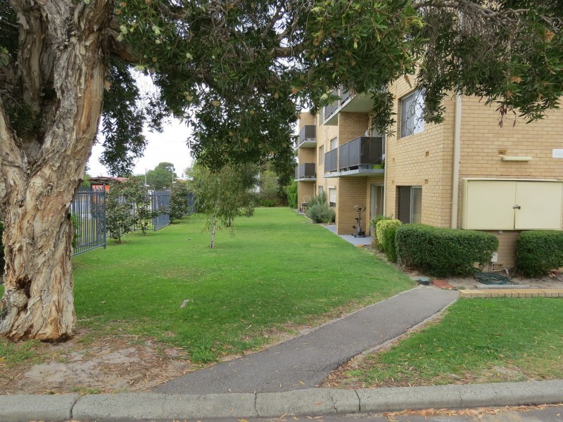 16/1055 Albany Highway, St James WA 6102