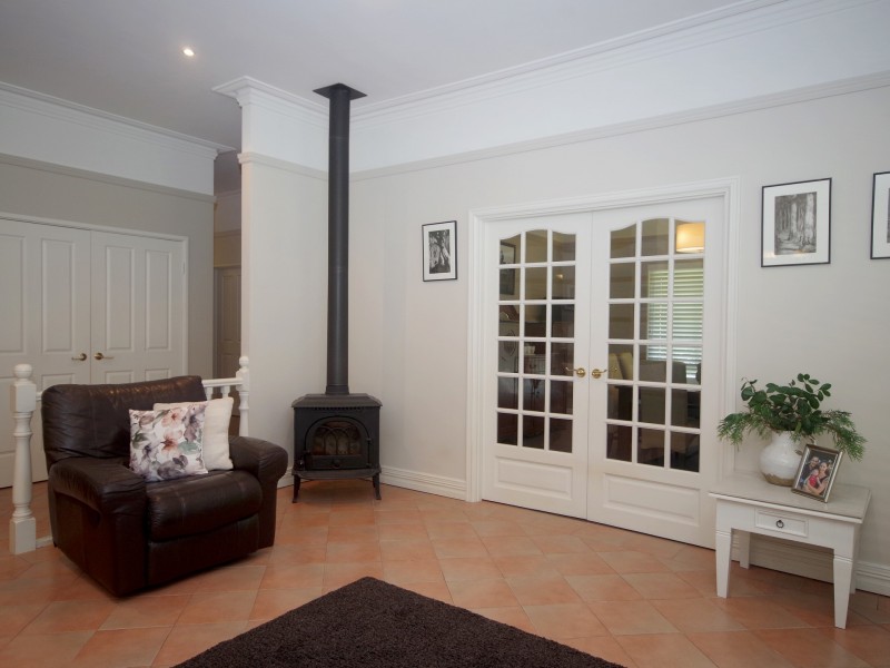 31 James Road, Middle Swan WA 6056