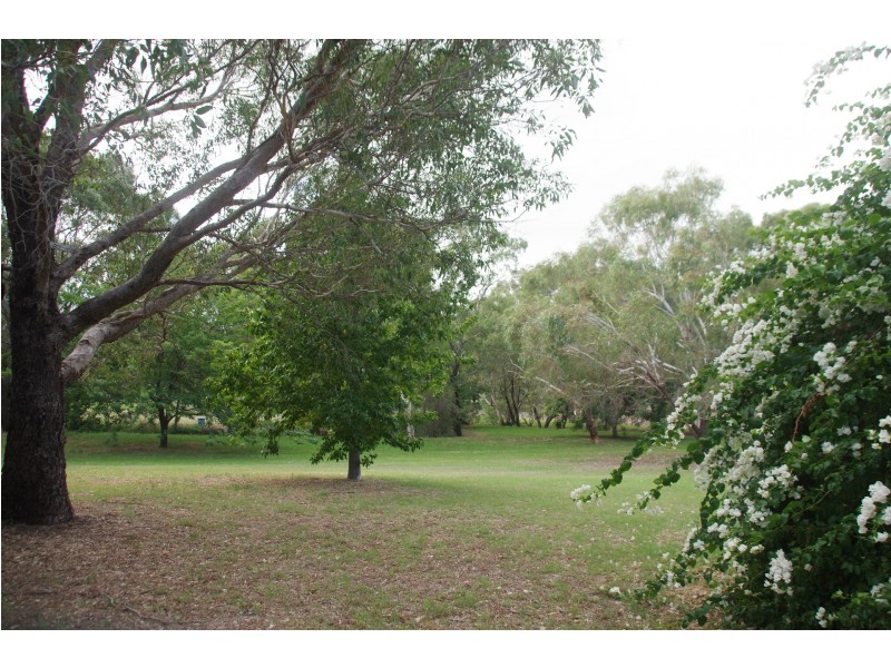 31 James Road, Middle Swan WA 6056