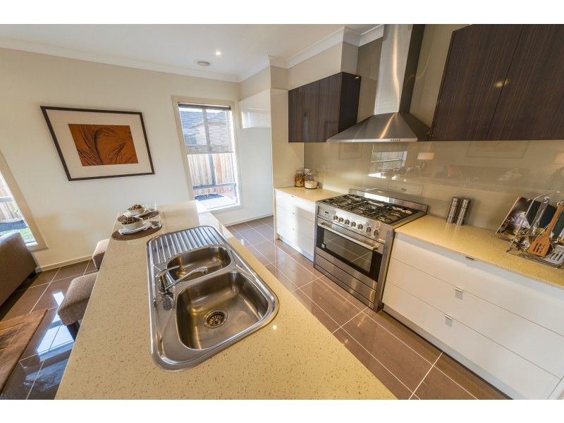 240 Skyline Drive, Officer VIC 3809