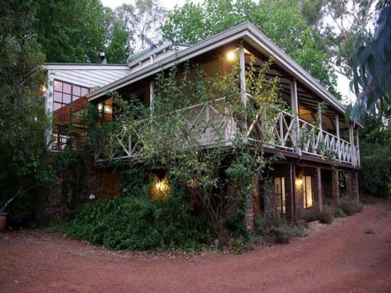 186 Urch Road, Roleystone WA 6111