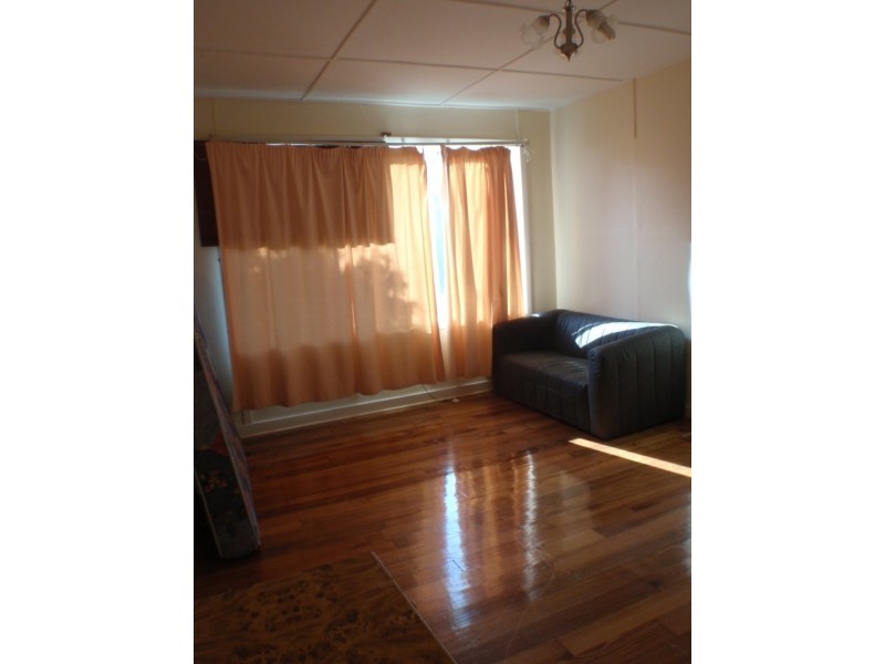 2/7  Kororoit St, Sunshine VIC 3020