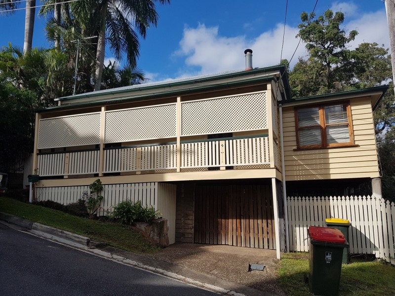 8 Mannion Street, Red Hill QLD 4059