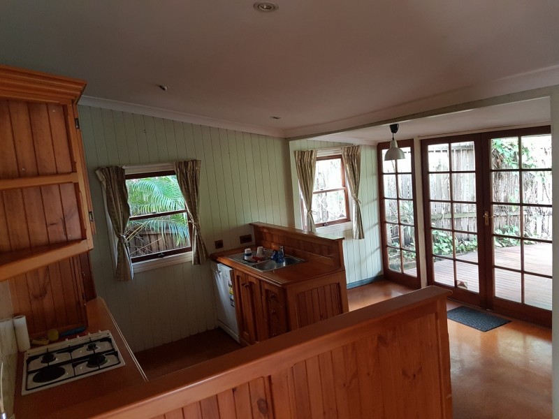 8 Mannion Street, Red Hill QLD 4059