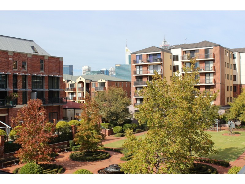 15/20 Pendal Lane, Northbridge WA 6003