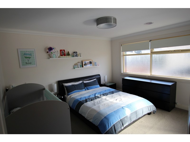 2/12 Neville Street, Carnegie VIC 3163