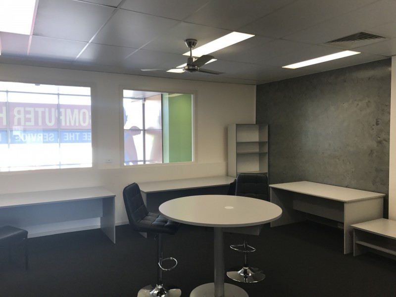 8A Light Common, Mawson Lakes SA 5095