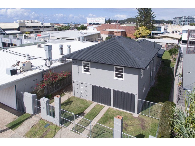 8 Seventh Avenue, Palm Beach QLD 4221