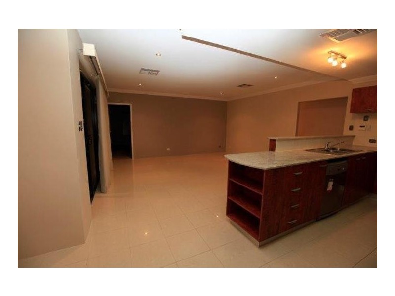 15 Sarus Rise, Gwelup WA 6018