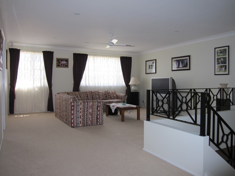 14 Falconer Place, Bungendore NSW 2621