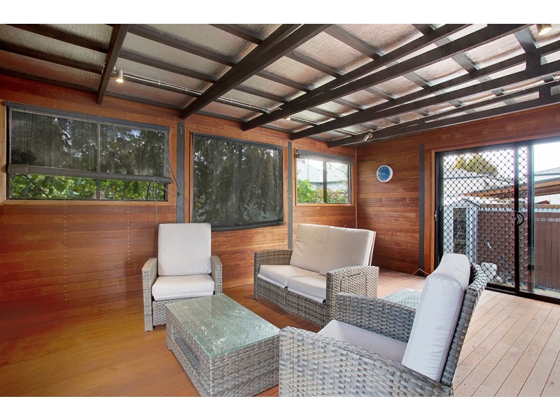 4 Gulliver Street, Hamilton NSW 2303