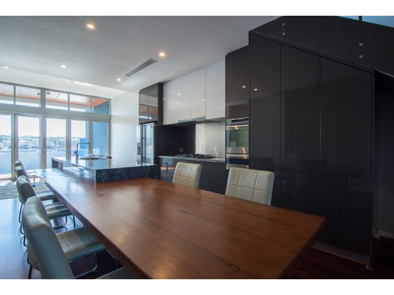 8A Southampton Lane, Mindarie WA 6030