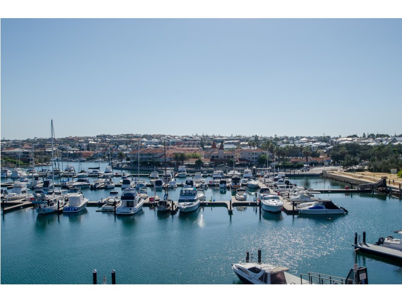 8A Southampton Lane, Mindarie WA 6030