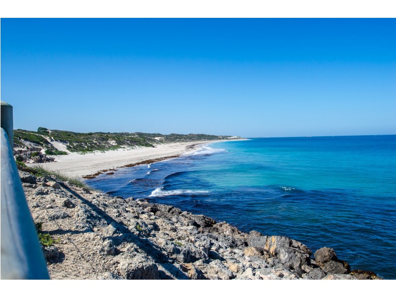 8A Southampton Lane, Mindarie WA 6030