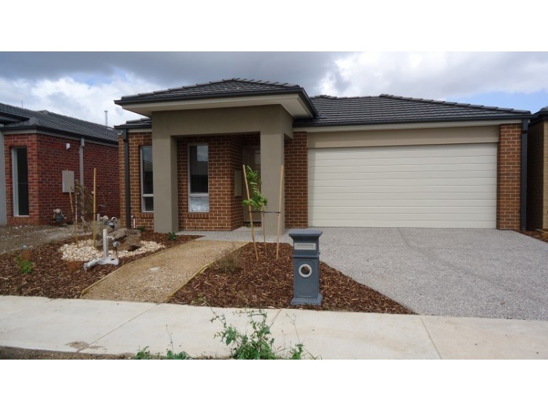 22 Chamberlain Way, Williams Landing VIC 3027