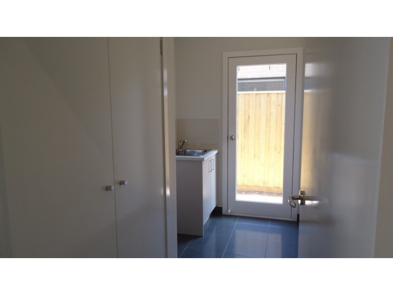 22 Chamberlain Way, Williams Landing VIC 3027