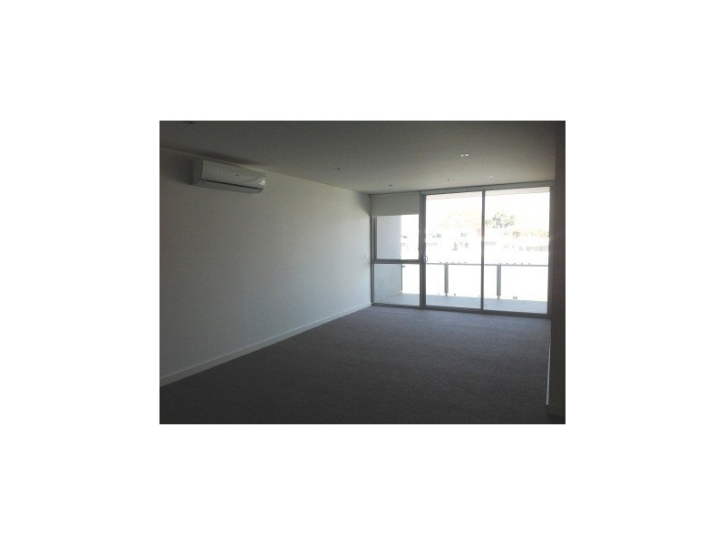 30/17 Eucalyptus Drive, Maidstone VIC 3012