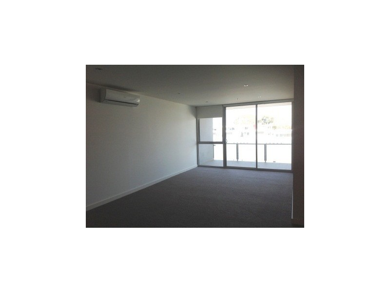 30/17 Eucalyptus Drive, Maidstone VIC 3012