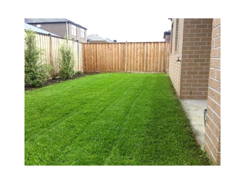 30 Simanson Way, Williams Landing VIC 3027